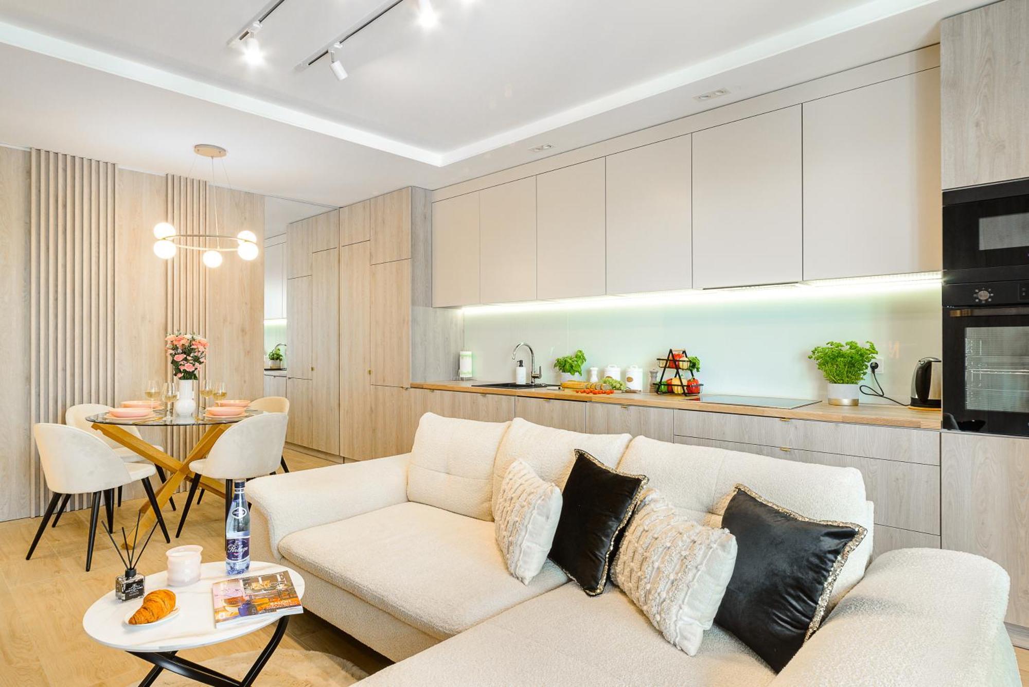 Charming apartment on Drewnowska 43a Łódź Exteriör bild